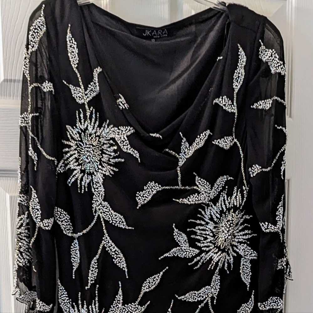 J Kara Sequin Sunflower Beaded Metallic Sparkling Chiffon Pullover Gown (NWT)